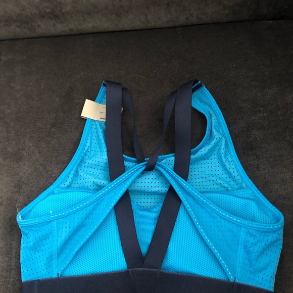Adidas sports bra xs nwt - Picture 3 of 5